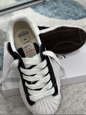 Miharayasuhiro White & Black Low-Top Sneakers
